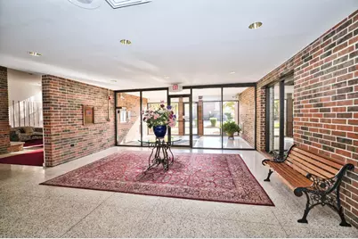9558 Gross Point Road #201A, Skokie, IL 60076 - Photo 3