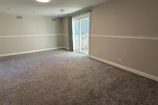 920 Royal Ct, Schaumburg, IL 60193 - Photo 11
