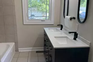 920 Royal Ct, Schaumburg, IL 60193 - Photo 13