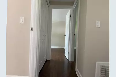 920 Royal Court, Schaumburg, IL 60193 - Photo 7