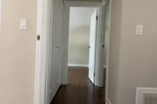 920 Royal Ct, Schaumburg, IL 60193 - Photo 7