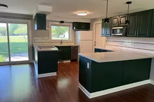 920 Royal Ct, Schaumburg, IL 60193 - Photo 3