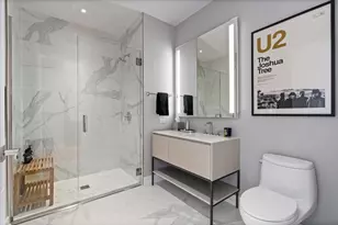 14 W Superior St, Chicago, IL 60654 - Photo 29