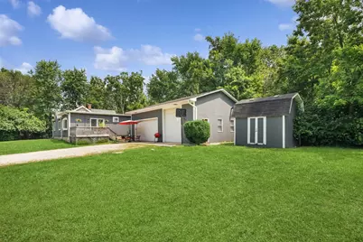34 N Adams Street, Oswego, IL 60543 - Photo 1