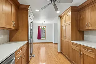 1714 Kingston Ln, Schaumburg, IL 60193 - Photo 11