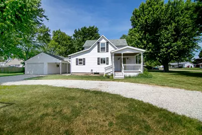 105 N Sixth Street, Ashkum, IL 60911 - Photo 1