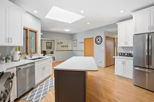 9911 195th St, Mokena, IL 60448 - Photo 5