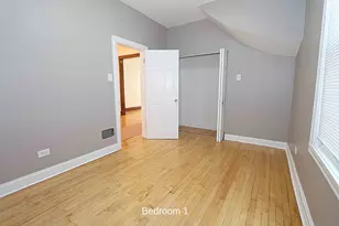 3328 W Cuyler Ave, Chicago, IL 60618 - Photo 3