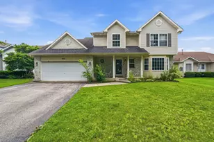 2513 Fox Meadow Dr, Crest Hill, IL 60403 - Photo 1