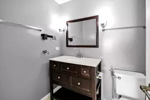 329 Grissom Ct, Hoffman Estates, IL 60169 - Photo 17