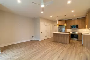 507 E 60th St, Chicago, IL 60637 - Photo 3