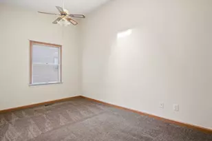 1844 Kerrybrook Ct, Sycamore, IL 60178 - Photo 15