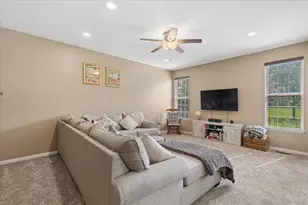 5721 Wildspring Dr, Lake in the Hills, IL 60156 - Photo 5
