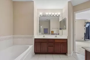5721 Wildspring Dr, Lake in the Hills, IL 60156 - Photo 17