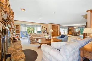 2 Breckenridge Dr, Bloomington, IL 61701 - Photo 5