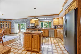 2 Breckenridge Dr, Bloomington, IL 61701 - Photo 17