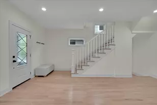 4036 W Warwick Ave, Chicago, IL 60641 - Photo 7