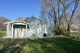 1313 N Bloomington St, Streator, IL 61364 - Photo 11
