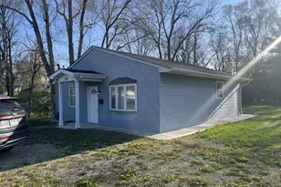 1313 N Bloomington St, Streator, IL 61364 - Photo 9