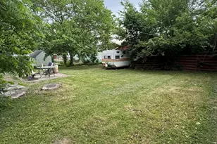 205 S Lincoln St, Westmont, IL 60559 - Photo 3