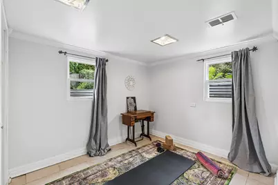 552 Burton Avenue, Highland Park, IL 60035 - Photo 17