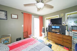 389 Meadow Green Ln, Round Lake Beach, IL 60073 - Photo 5