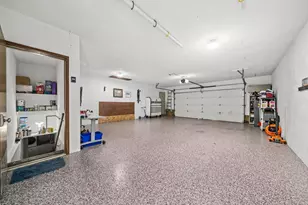 1393 Bryn Mawr St, Rockford, IL 61107 - Photo 35