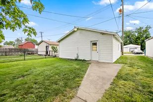 974 S Washington Ave, Kankakee, IL 60901 - Photo 17