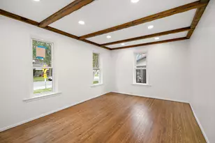 974 S Washington Ave, Kankakee, IL 60901 - Photo 3