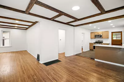 974 S Washington Avenue, Kankakee, IL 60901 - Photo 7