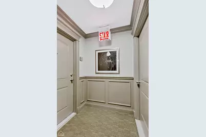 4705 S Champlain Avenue #301, Chicago, IL 60615 - Photo 7