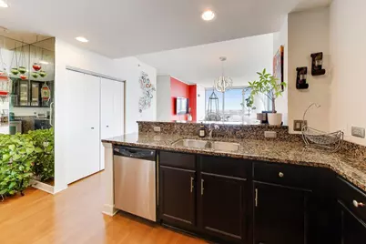 1901 S Calumet Avenue #2208, Chicago, IL 60616 - Photo 17