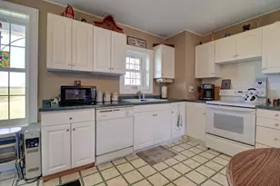 17331 Hillside Rd, Morrison, IL 61270 - Photo 5