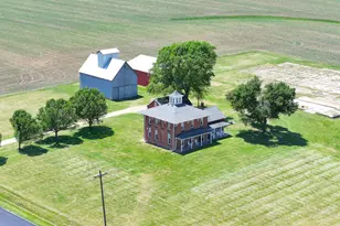 17331 Hillside Rd, Morrison, IL 61270 - Photo 3