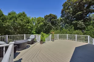 381 Grayfriars Ln, Inverness, IL 60067 - Photo 27