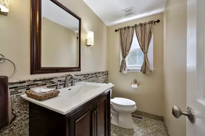 381 Grayfriars Lane, Inverness, IL 60067 - Photo 11