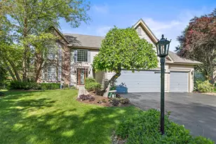 1476 Columbia Ln, Barrington, IL 60010 - Photo 1