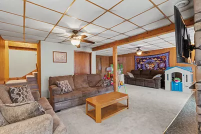 412 E Pine Street, Paxton, IL 60957 - Photo 9