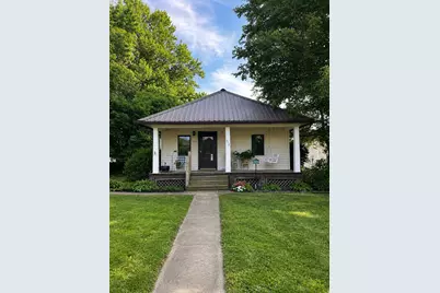 412 E Pine Street, Paxton, IL 60957 - Photo 1