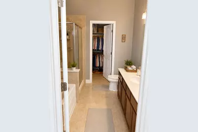 6541 Lilac Boulevard, Hanover Park, IL 60133 - Photo 9