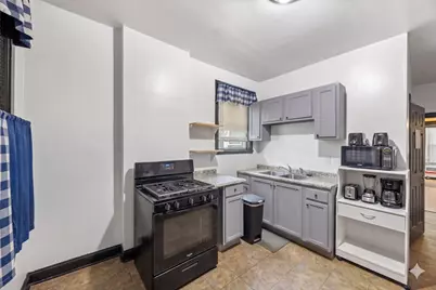 3933 W Grenshaw Street, Chicago, IL 60624 - Photo 9