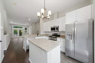 1225 N Sedgwick St, Chicago, IL 60610 - Photo 9