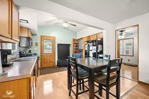 413 S May St, Joliet, IL 60436 - Photo 3
