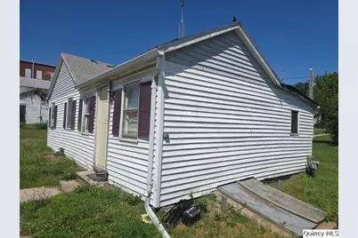 87 E 3rd Street, Dallas City, IL 62330 - Photo 11