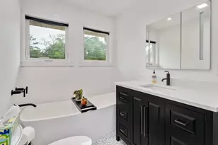 1906 Stoddard Ave, Wheaton, IL 60187 - Photo 27