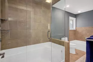 1906 Stoddard Ave, Wheaton, IL 60187 - Photo 21