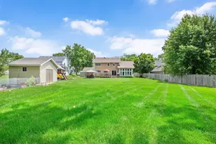 1906 Stoddard Ave, Wheaton, IL 60187 - Photo 41
