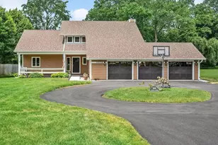 1906 Stoddard Ave, Wheaton, IL 60187 - Photo 1