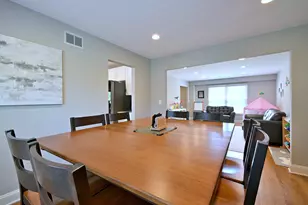 1350 W Barnwall Dr, Addison, IL 60101 - Photo 11