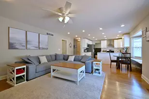 1350 W Barnwall Dr, Addison, IL 60101 - Photo 15